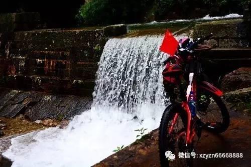 他姓马,马年马月马日生,算命先生:此人日后成大器
