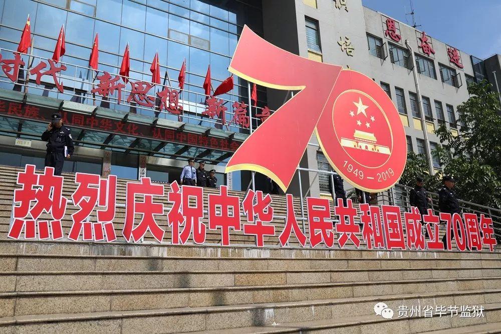 微波炉、电冰箱、洗衣机、电磁炉、电视机、电蔚斗的电功率分别是多少？拜托了！